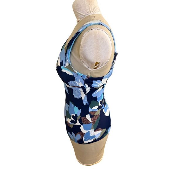 Athleta Bondi Bra Cup Tankini Swim Top Sz. 36 B/C Hero Bloom Blue - Picture 8 of 10